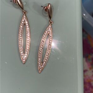 Elegant Gold Drop Earrings